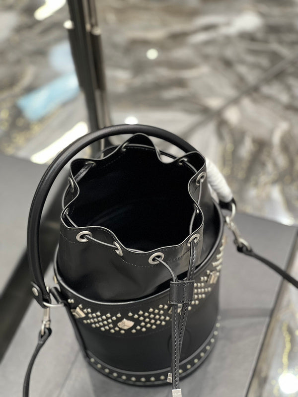 Luxurious Totes - Latest - 8017