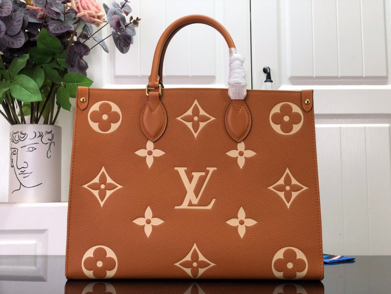 LOV - Luxurious Totes - 1362