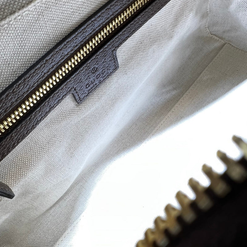 GUI - Luxurious Totes - 687