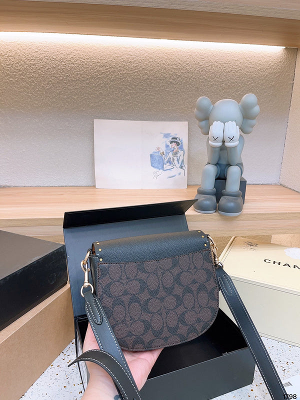 Luxurious Totes - CCH2 Bags - 009