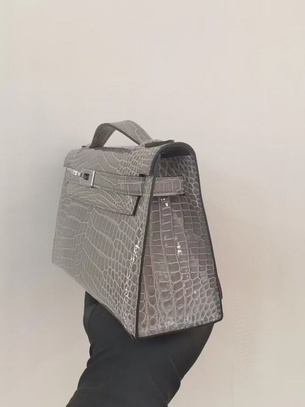HMS - Luxurious Totes - 022