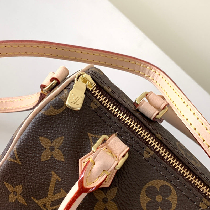 LOV - Luxurious Totes - 1103