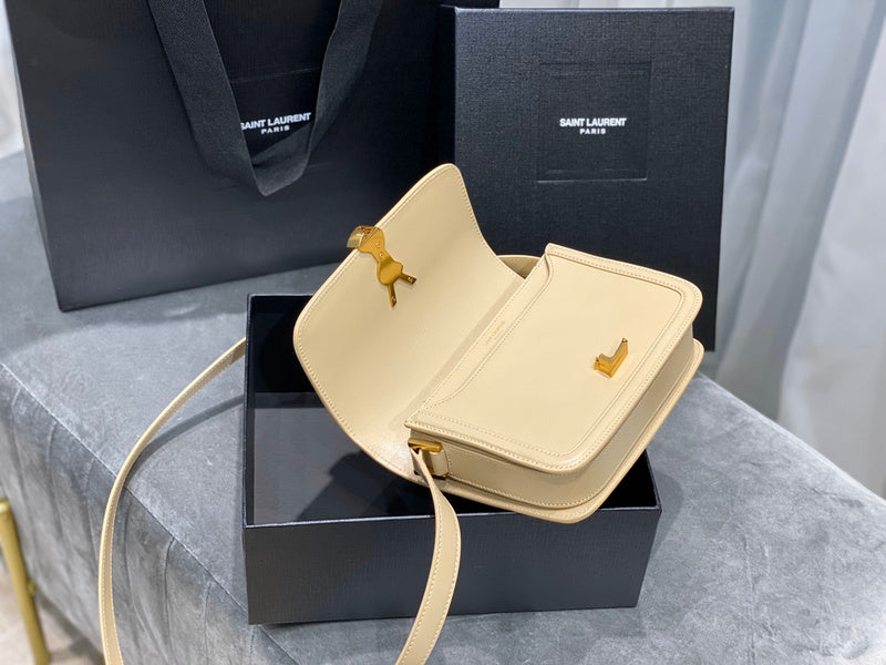 Luxurious Totes - Latest - 8199
