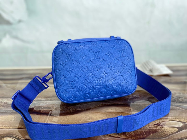 LOV - Luxurious Totes - 2294