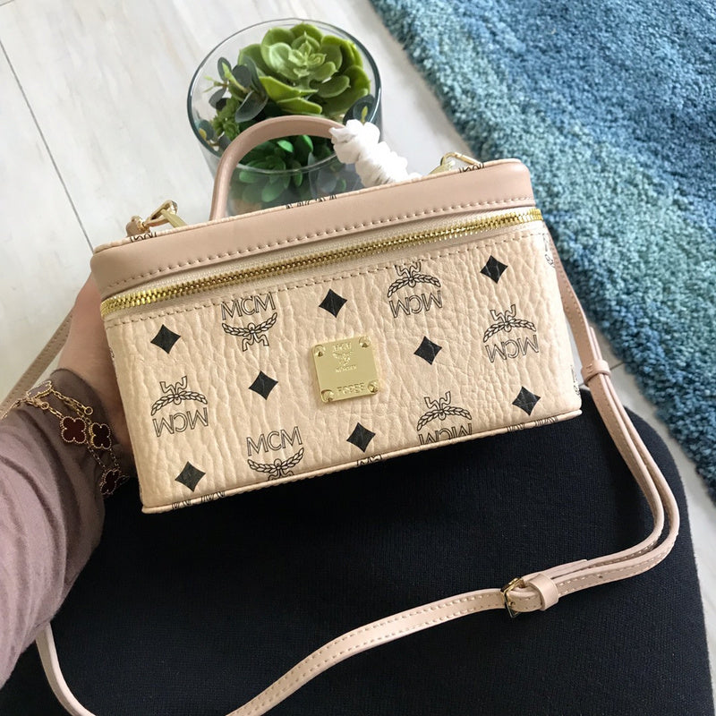 Luxurious Totes - Latest - 7837