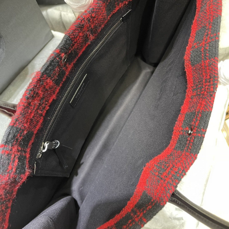 Luxurious Totes - Latest - 8795