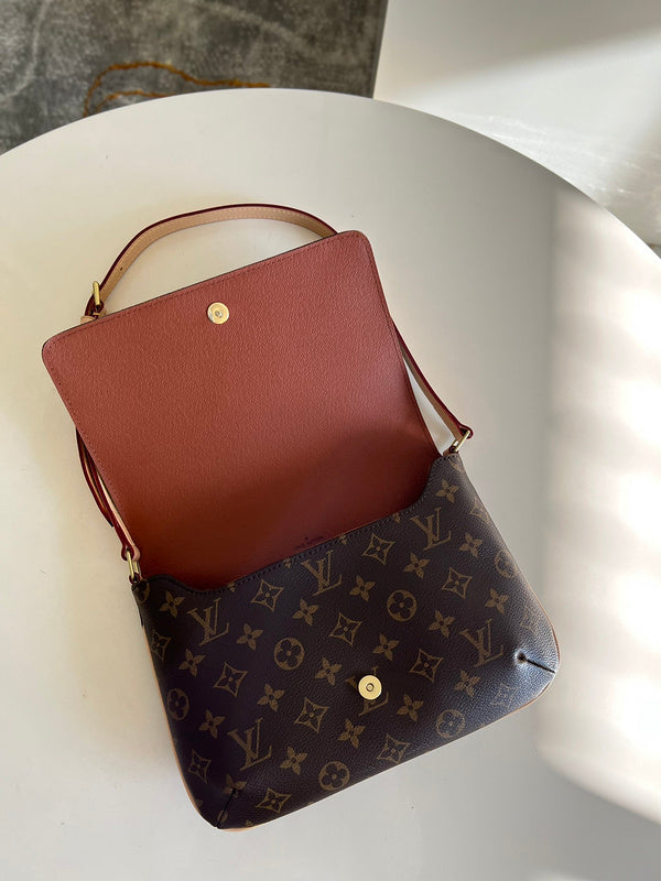 LOV - Luxurious Totes - 2150