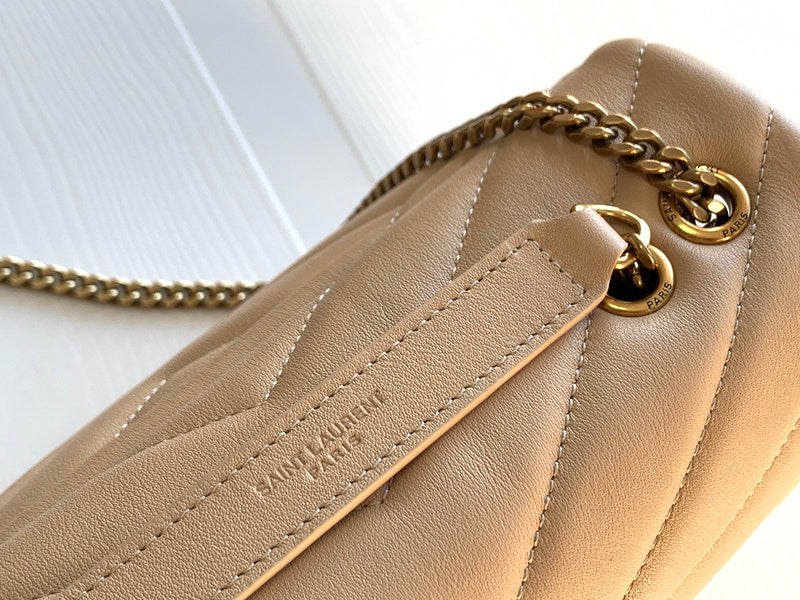 Luxurious Totes - Latest - 8639