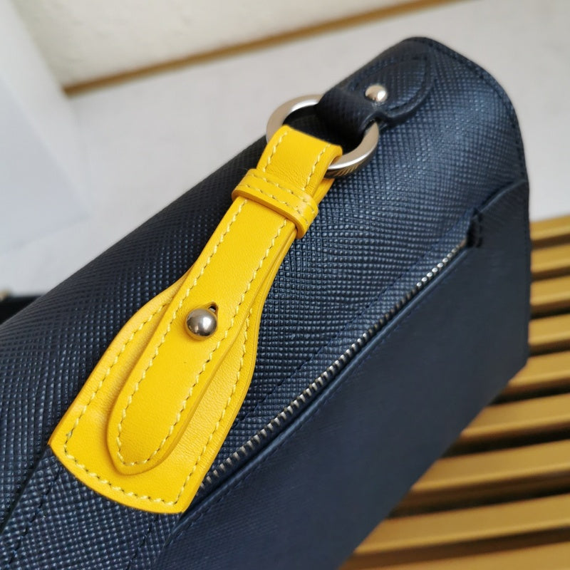 PDA - Luxurious Totes - 029