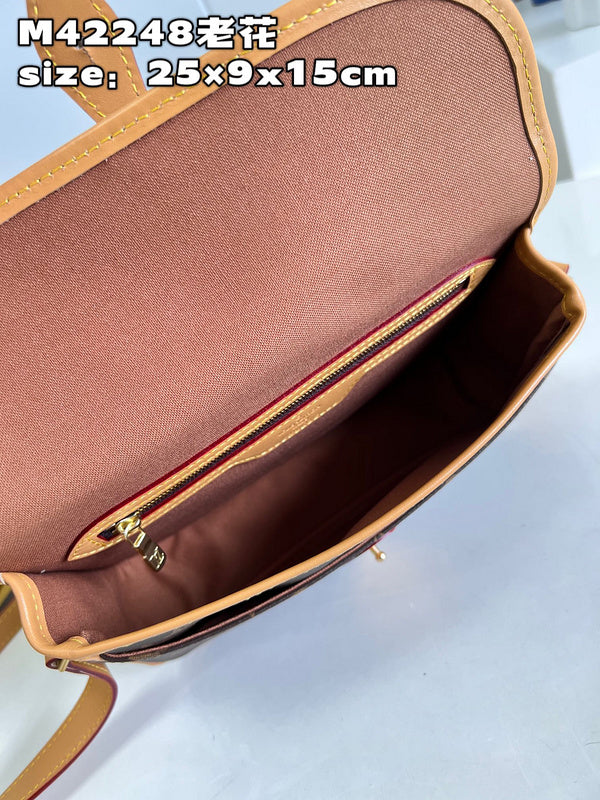 LOV - Luxurious Totes - 765