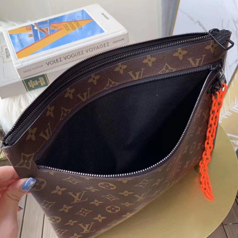 LOV - Luxurious Totes - 2719