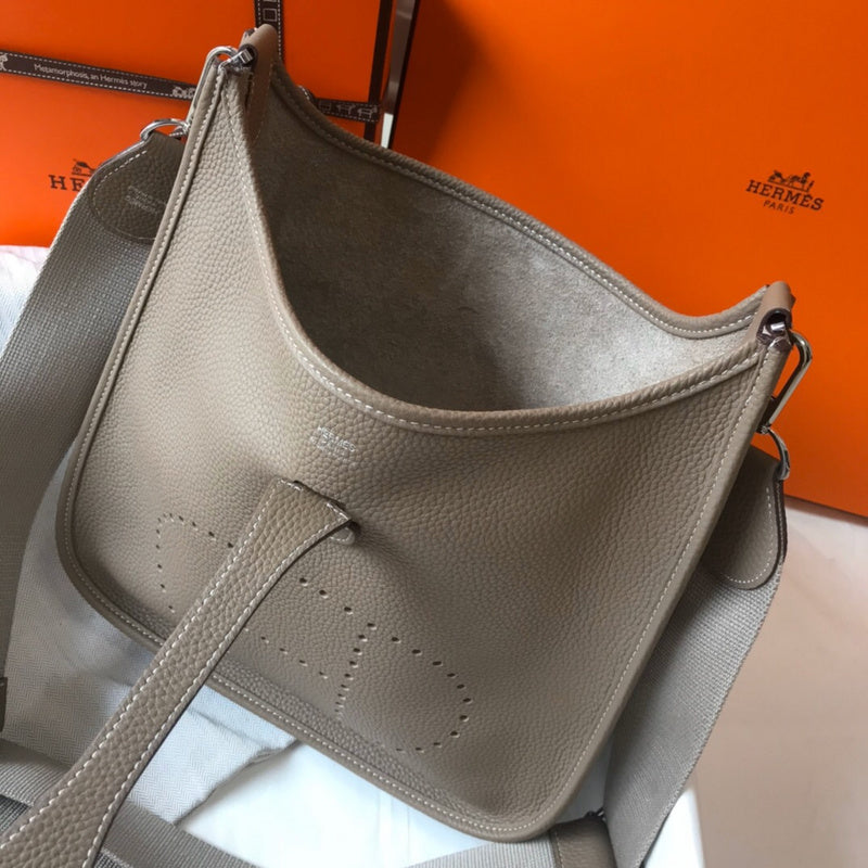 Luxurious Totes - Latest - 6819