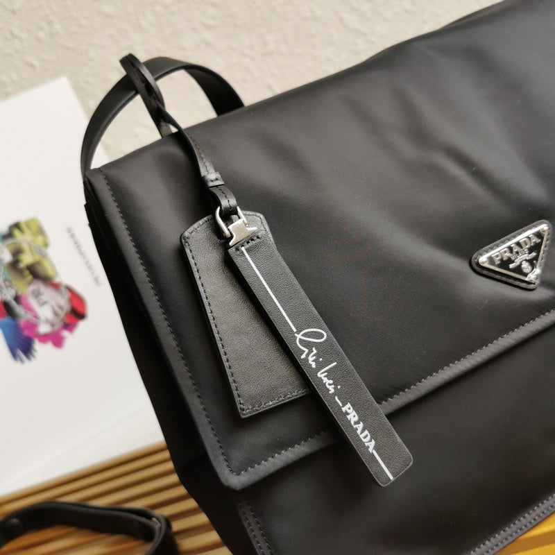 PDA - Luxurious Totes - 139