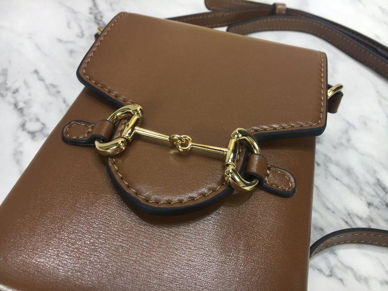 GUI - Luxurious Totes - 1099