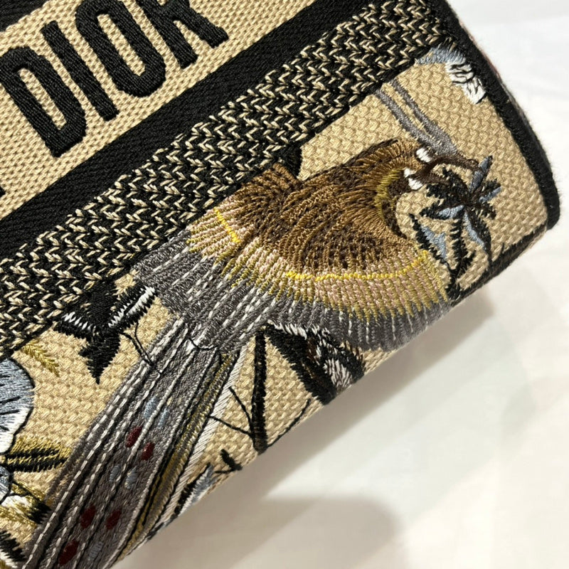Luxurious Totes - Latest - 6203