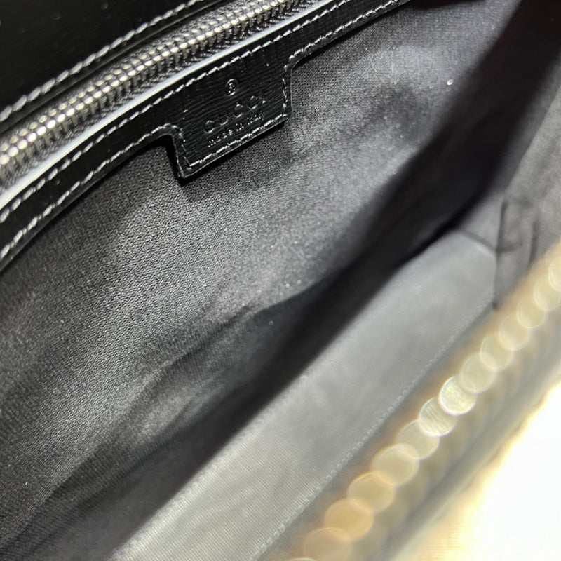 GUI - Luxurious Totes - 009