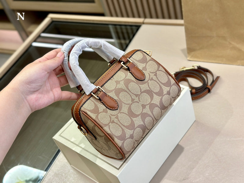 Luxurious Totes - CCH2 Bags - 076