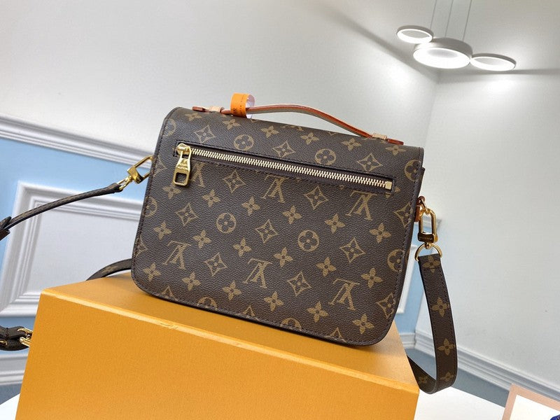 Luxurious Totes - Latest - 1759