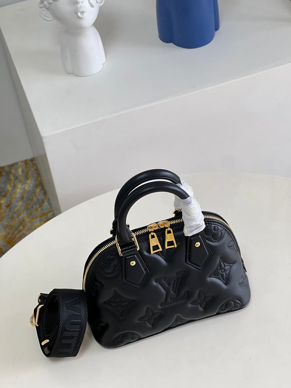 LOV - Luxurious Totes - 1568