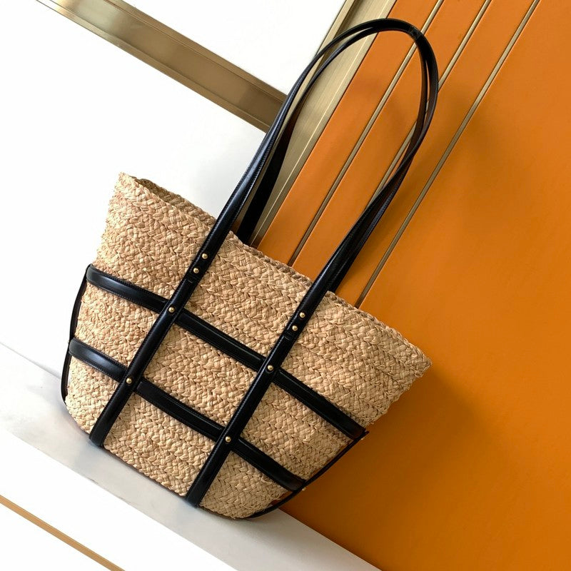 Luxurious Totes - Latest - 8046