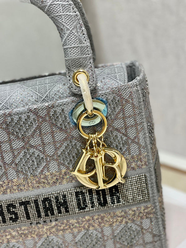 Luxurious Totes - Latest - 6316