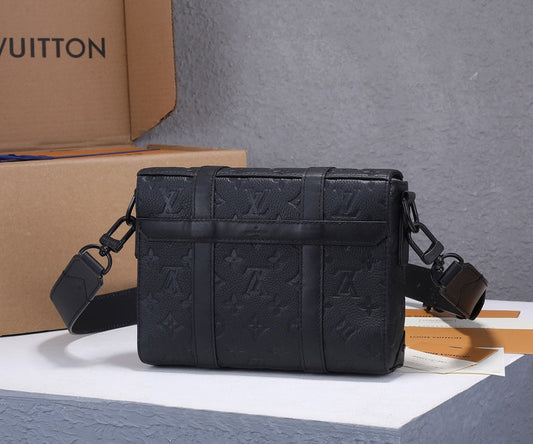 LOV - Luxurious Totes - 1824