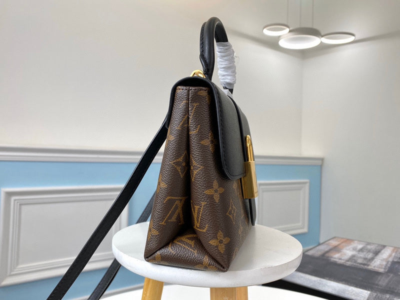 LOV - Luxurious Totes - 1207