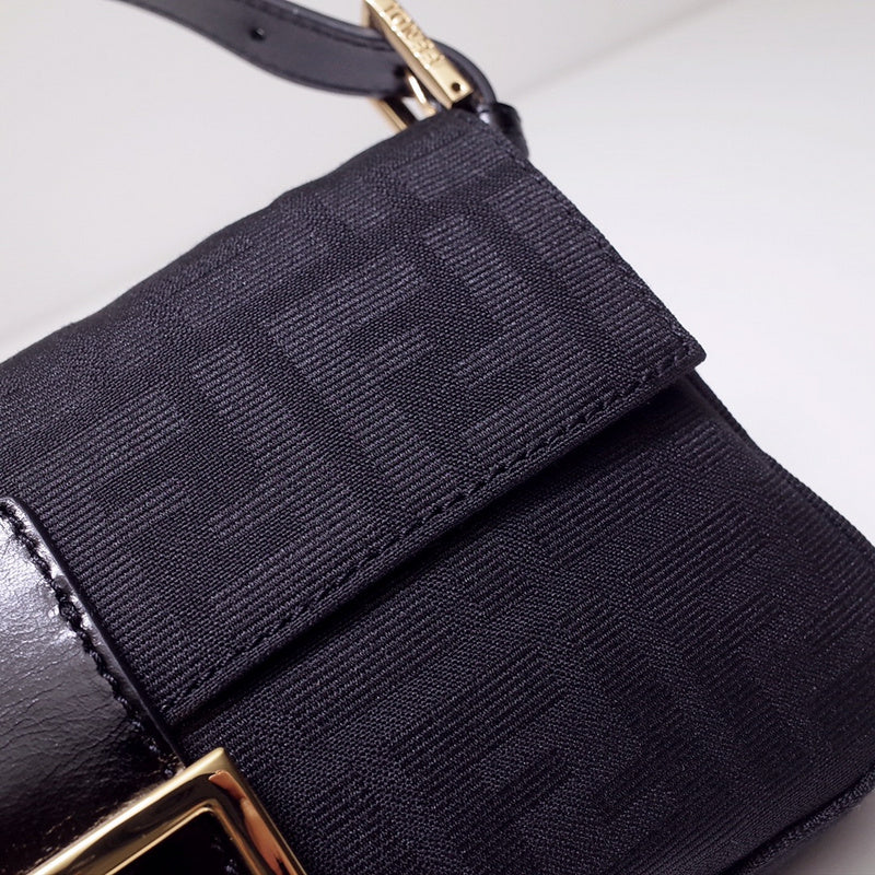 Luxurious Totes - Latest - 11384