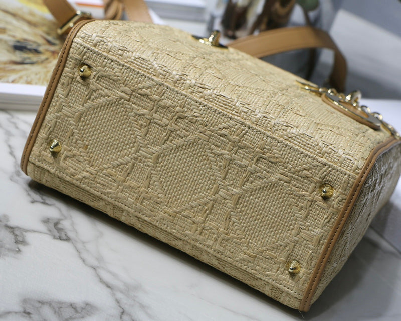 Luxurious Totes - Latest - 6420