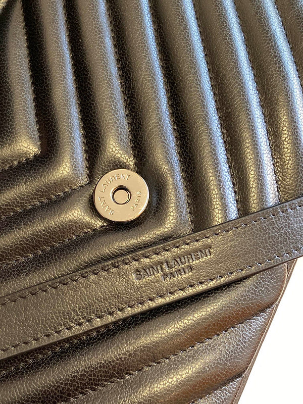 Luxurious Totes - Latest - 8580