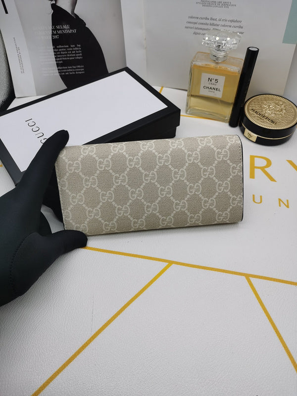 GUI - Luxurious Totes - 877
