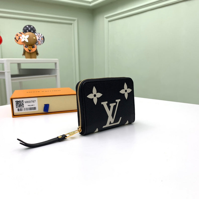 Luxurious Totes - Latest - 556