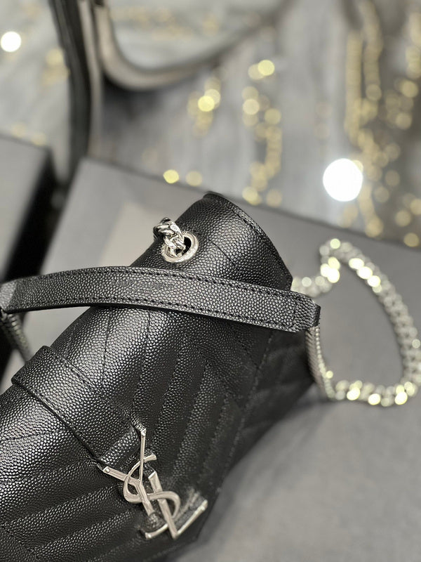Luxurious Totes - Latest - 8324