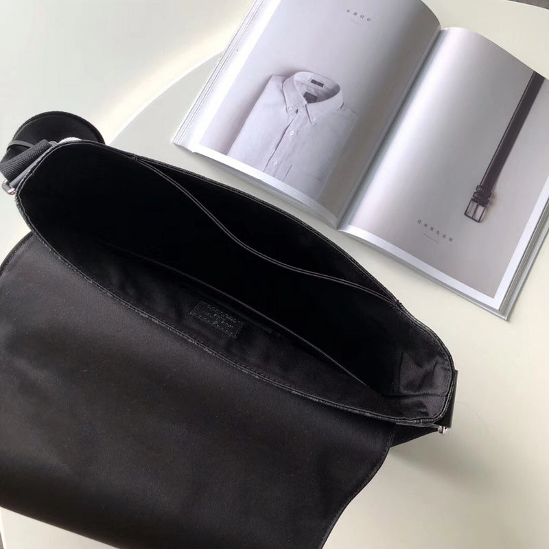 LOV - Luxurious Totes - 2759