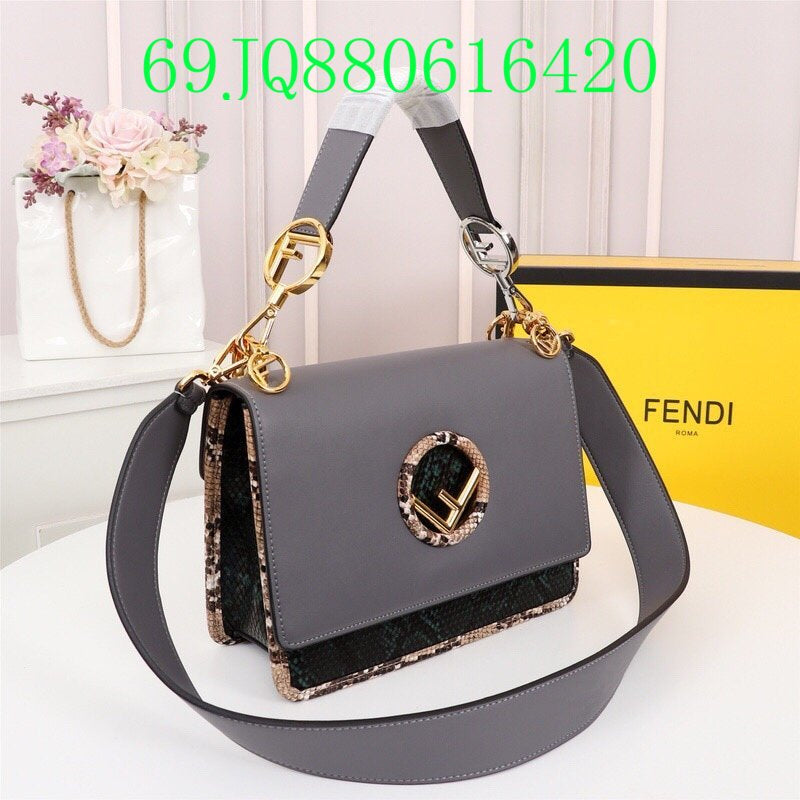 GC - Shoulder - 2890