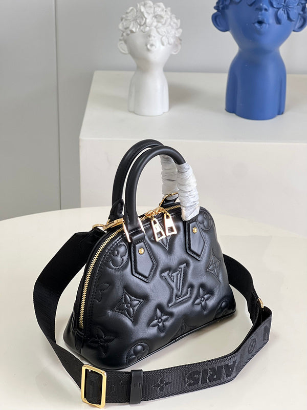 LOV - Luxurious Totes - 1568