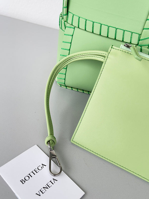 Luxurious Totes - Latest - 6954