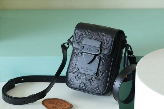 Lux-Totes - LOV Bags - 3974