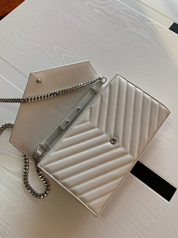 Luxurious Totes - Latest - 8901
