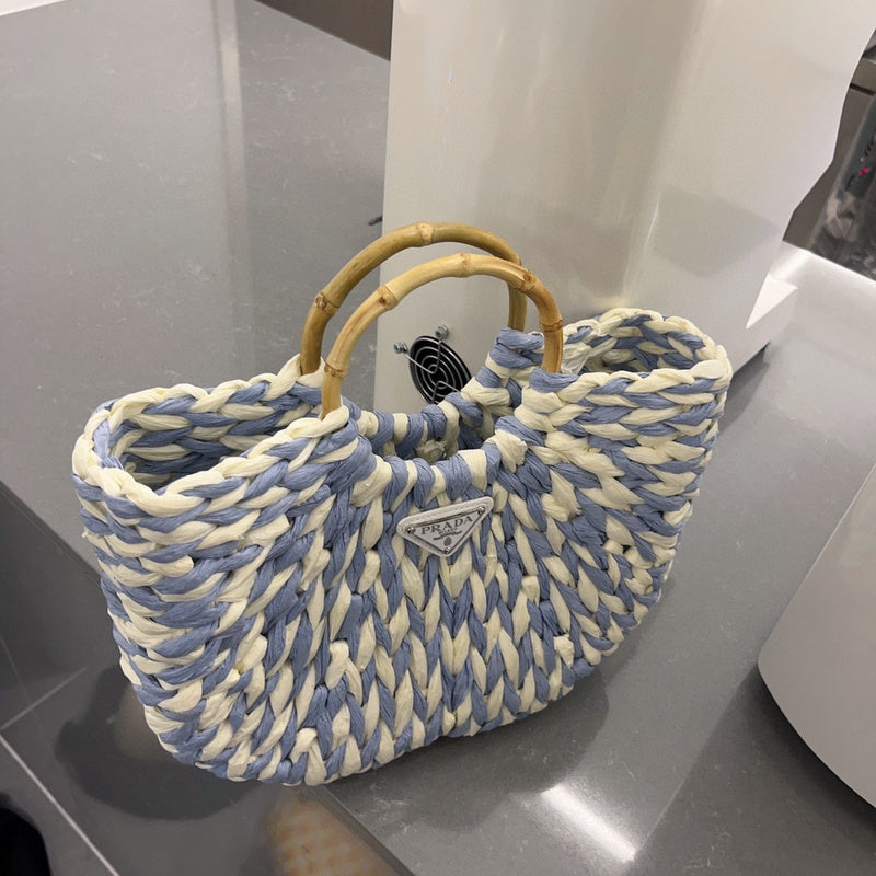 PDA - Luxurious Totes - 064