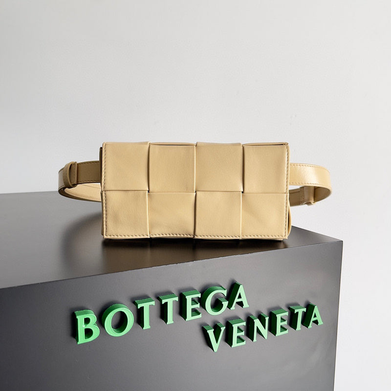 Luxurious-Totes - BV Bags - 2013