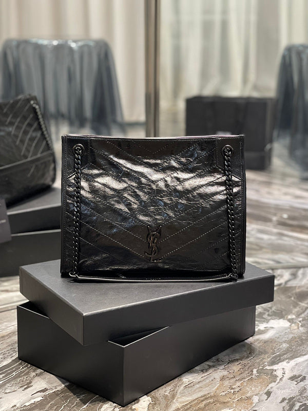 Luxurious Totes - Latest - 8256