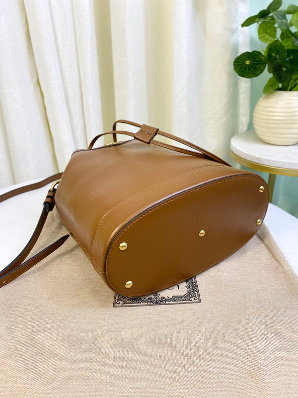 GUI - Luxurious Totes - 695