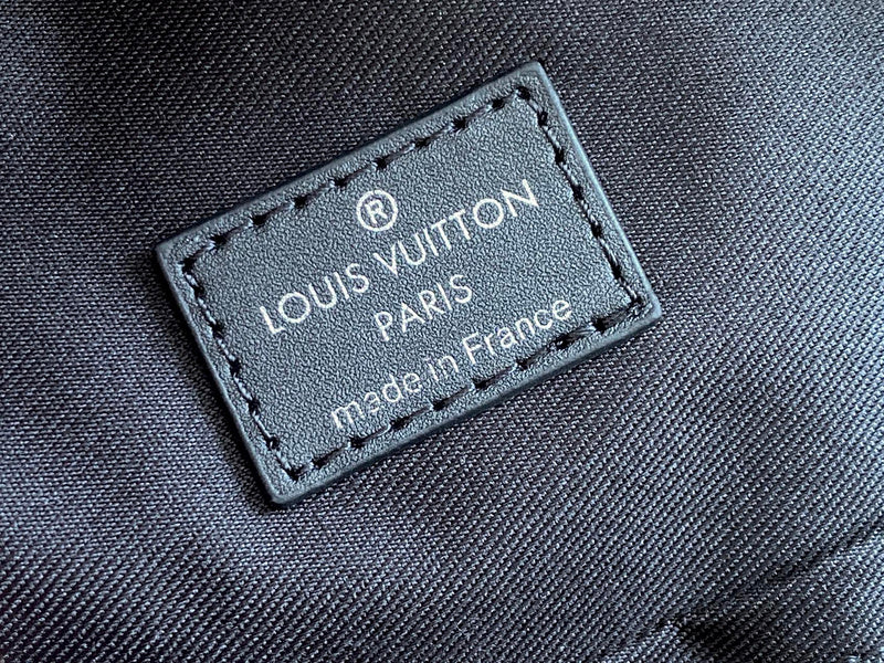 LOV - Luxurious Totes - 2299