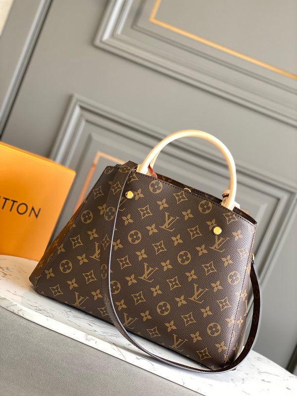 LOV - Luxurious Totes - 276