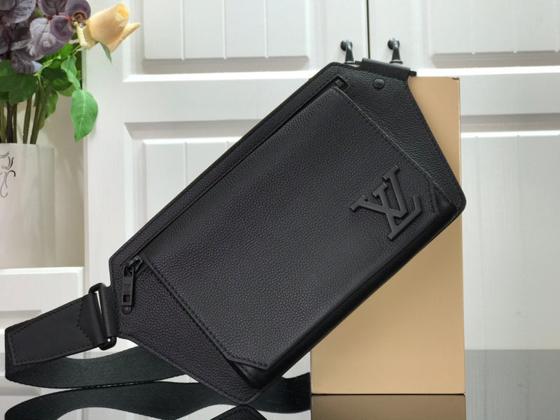 LOV - Luxurious Totes - 2492