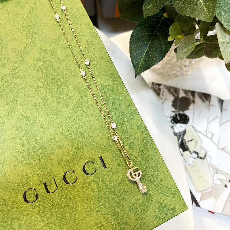 Luxurious Totes - Latest - 4999
