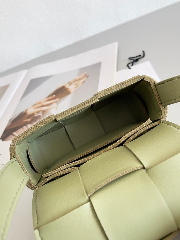 Luxurious Totes - Latest - 6984