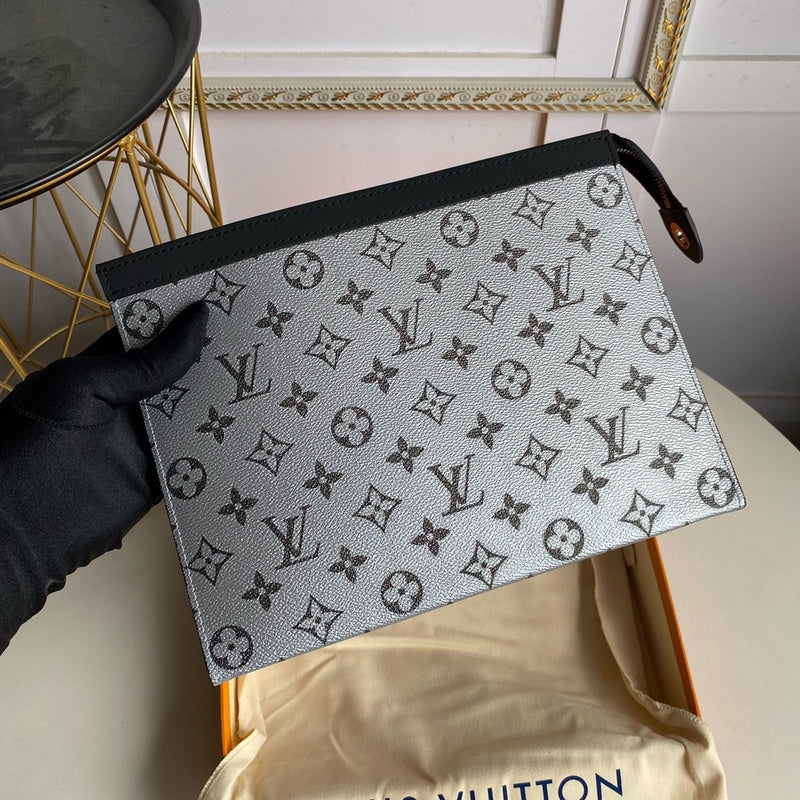 LOV - Luxurious Totes - 411