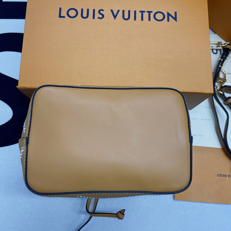 Lux-Totes - LOV Bags - 1028